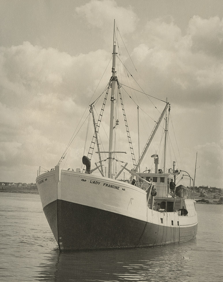 communityalbums - The Lady Francine, one of the boats belonging to Comeau Sea Foods