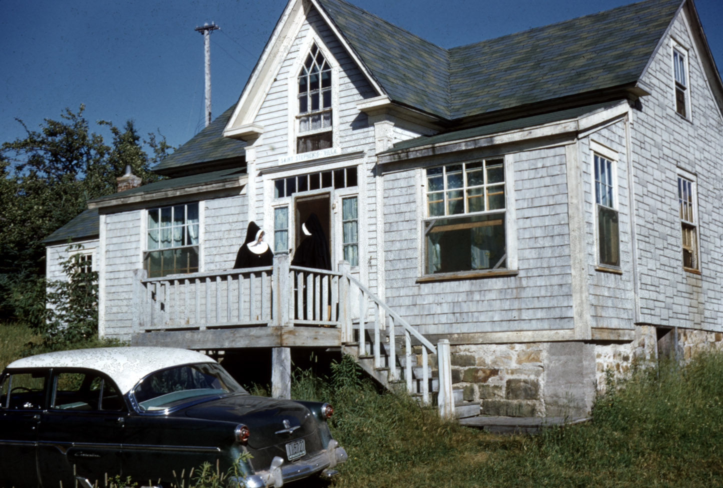 communityalbums - Sisters of Charity-Halifax and car in front of Saint Stephen Villa, Beaver Cove, Cape Breton, Nova Scotia.