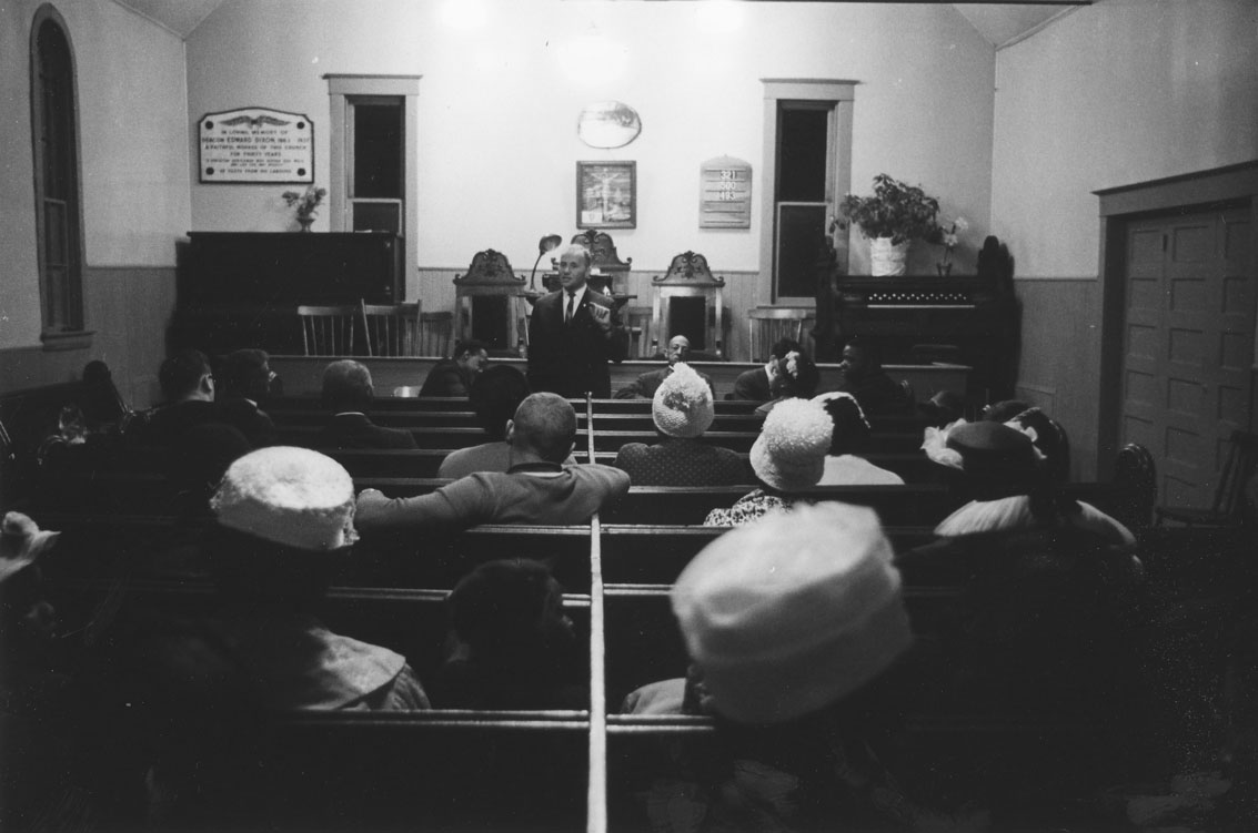 africville : Toronto human rights activist Alan Borovoy speaking to a public meeting at Seaview African United Baptist Church