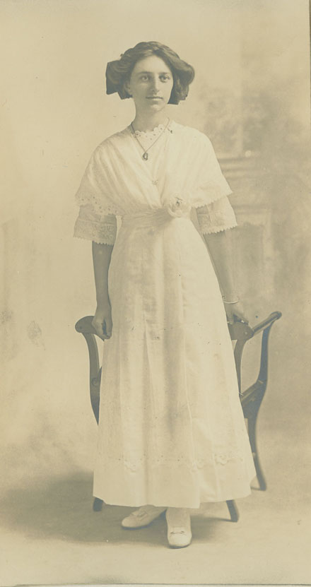 Mary E. Black Acadia Seminary Class of 1913
