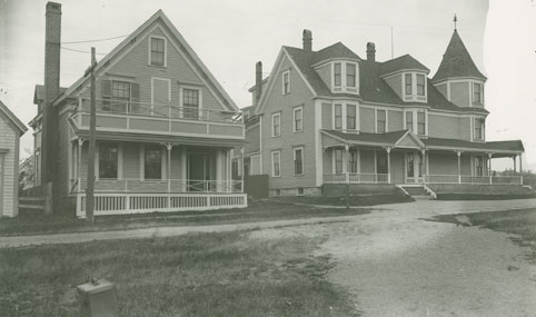 builtheritage : Lour Lodge Cottage and Hotel, Digby, NS
