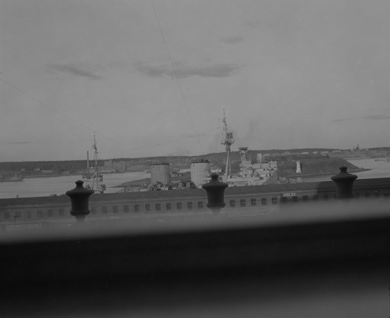 HMS <i>Renown</i> Winston Churchill's visit, 1944