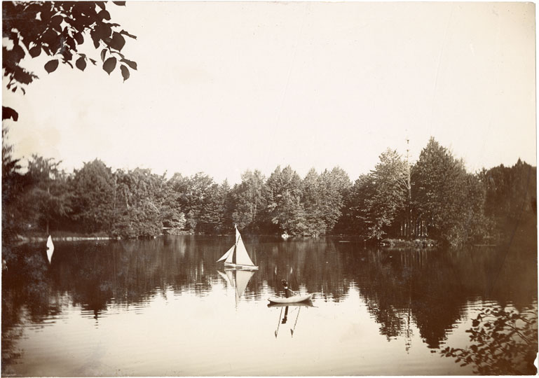 irvine : Model boats on pond, Public Gardens, Halifax