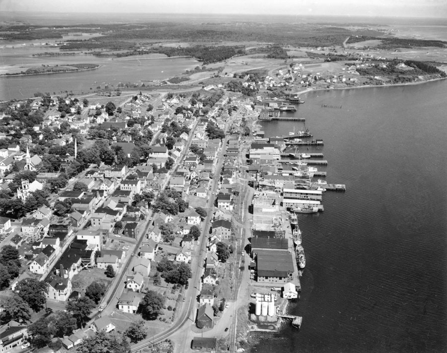 lunenburg : Lunenburg aerial view]