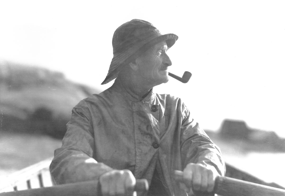 macaskill : Albert Crooks in dory, Peggys Cove