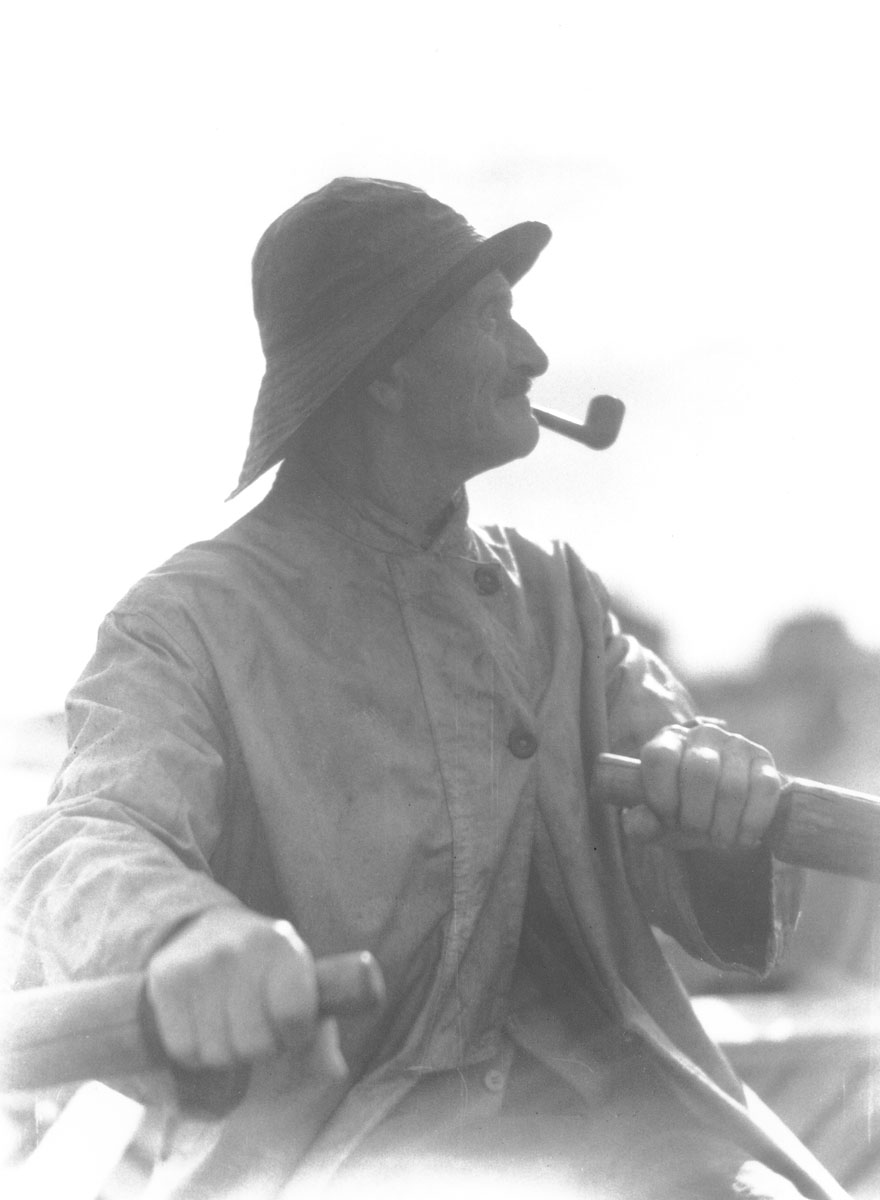 macaskill : Albert Crooks in dory, Peggys Cove, Halifax, NS