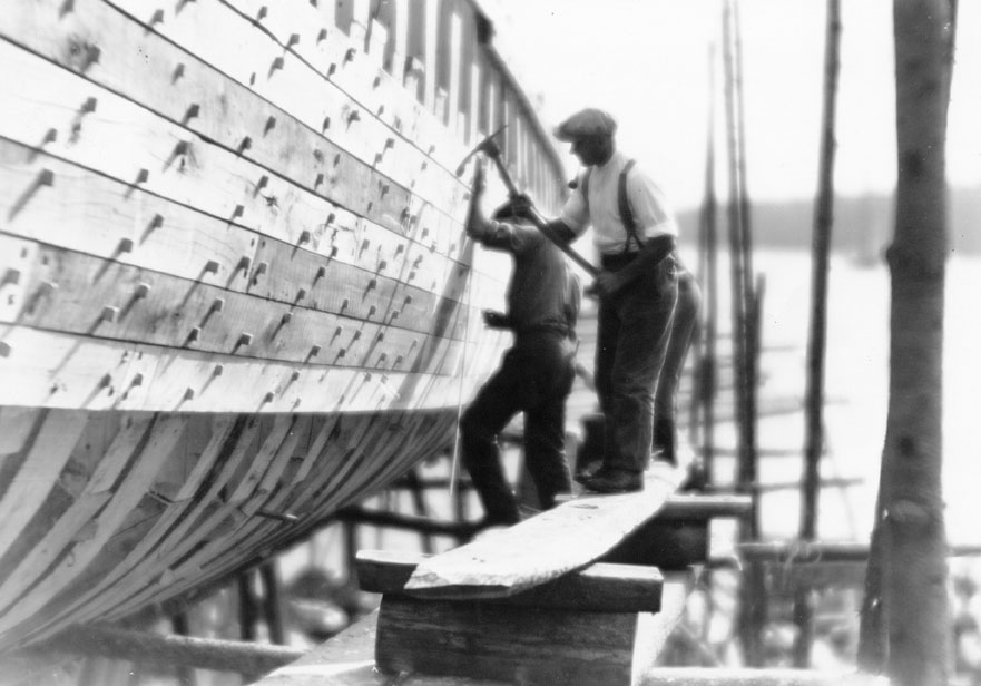 Building schooner, Lunenburg