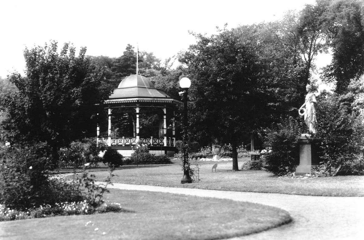 macaskill : Bandstand, Public Gardens, Halifax, NS