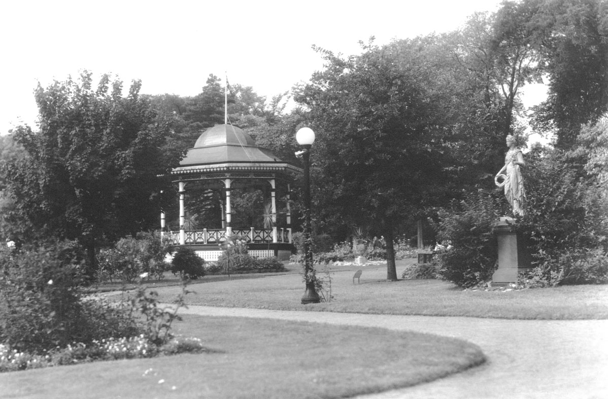 macaskill : Bandstand, Public Gardens, Halifax, NS