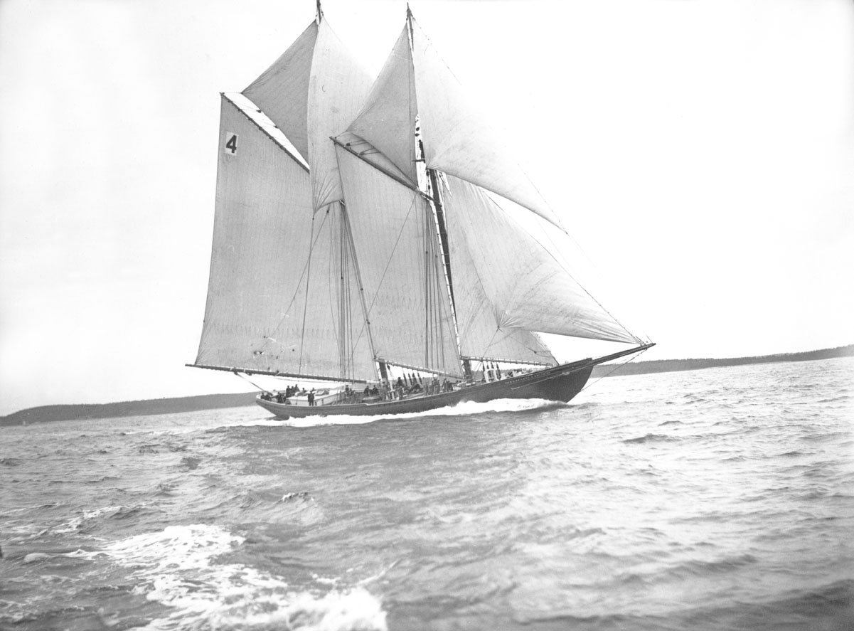 Grand Bank fishing schooner <i>Margaret K. Smith</i>