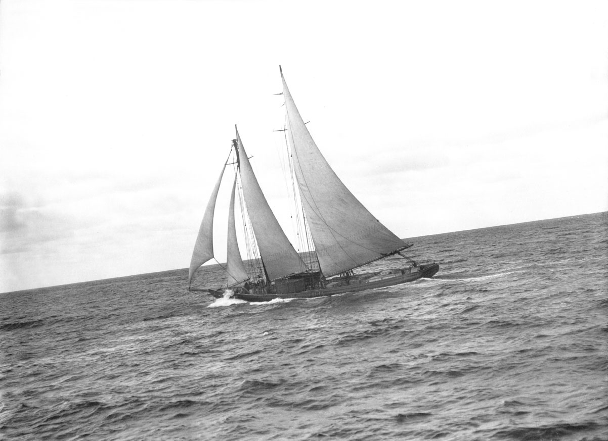 schooners200330306