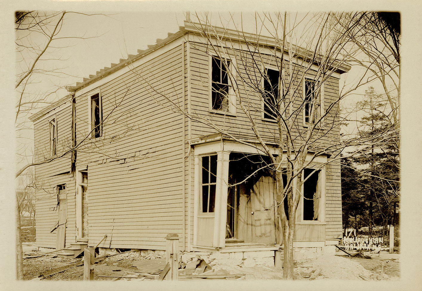 maclaughlan : 206 Windmill Road, Dartmouth, MacLaughlan album 2 number 171