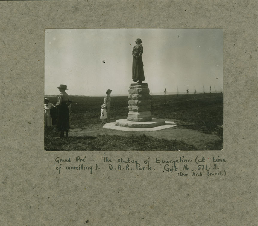 Places: Grand Pre, Kings Co.: Memorial Park: The Statue of Evangeline at time of unveiling