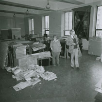 photocollection : Places: Halifax, Halifax Co.: Buildings: Archives: The Move from the Old Building to New: Mary Ellen Wright and Hugh Taylor