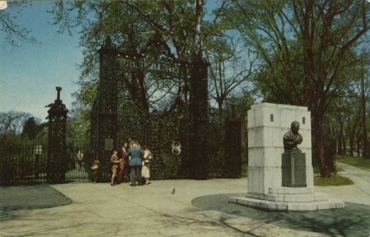 photocollection : Places: Halifax, Halifax Co.: Public Gardens: Gates and Statue of Sir Walter Scott