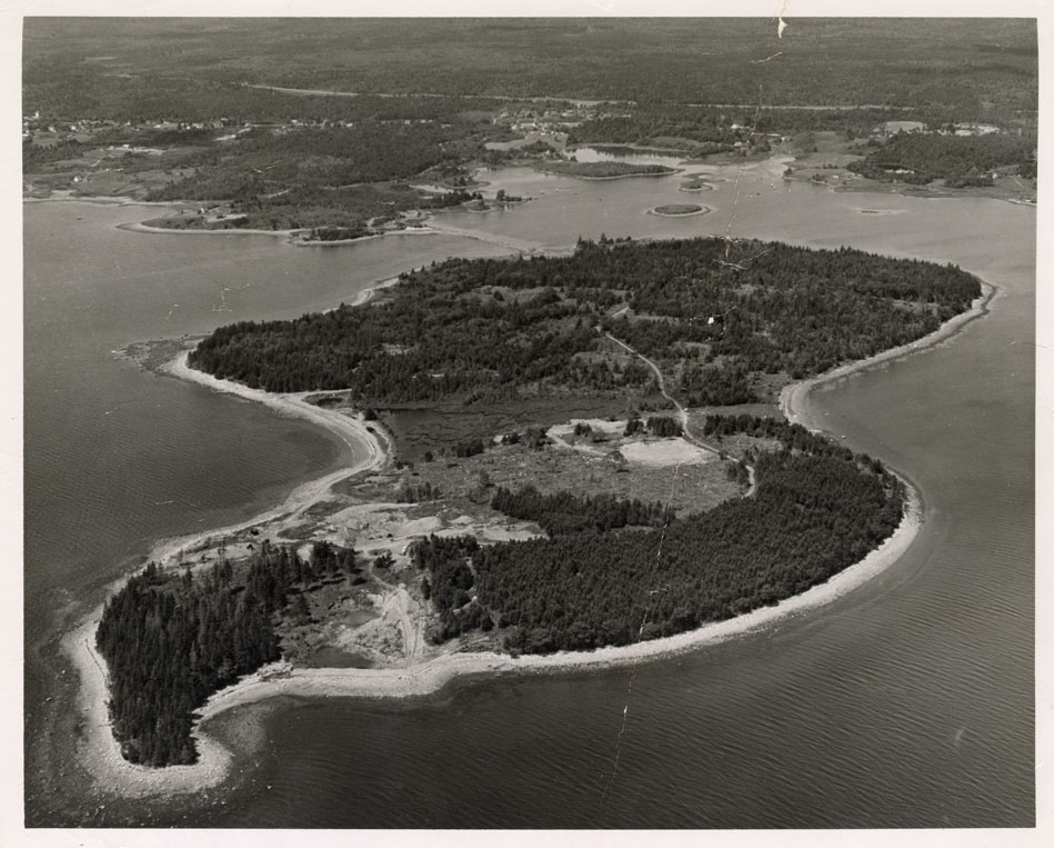 photocollection : Places: Oak Island, Lunenburg Co.: Air View