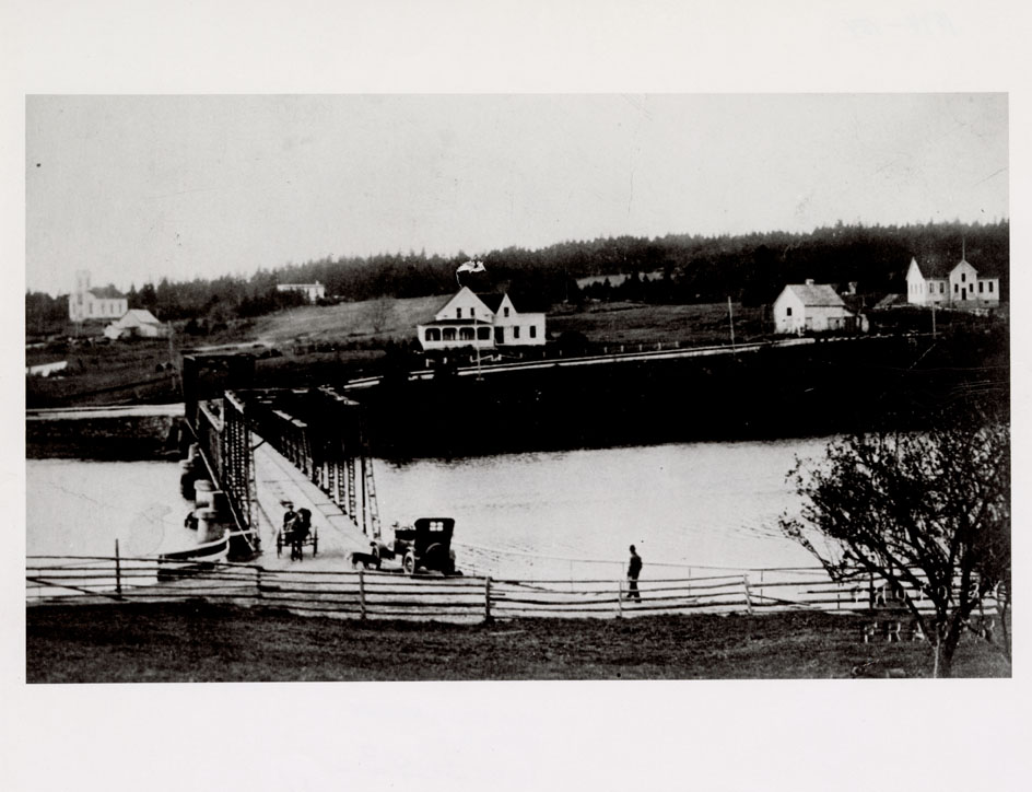 photocollection : Places: Sheet Harbour, Halifax Co.: Bridge, East River
